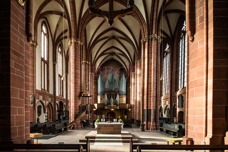 0030 BBL Wetzlar, Dom, Kirchenschiff mit Beckerrath Orgel-07856