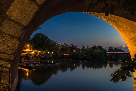 0008 BBL Wetzlar, Lahnbrücke, blaue  Stunde -636413