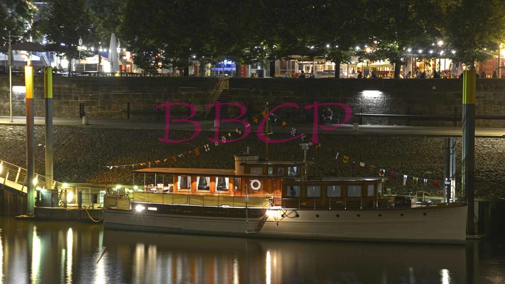 0013 BBL Bremen, Nächtlich Stimmung an der Schlachte, Yacht Nedeva-03214.jpg