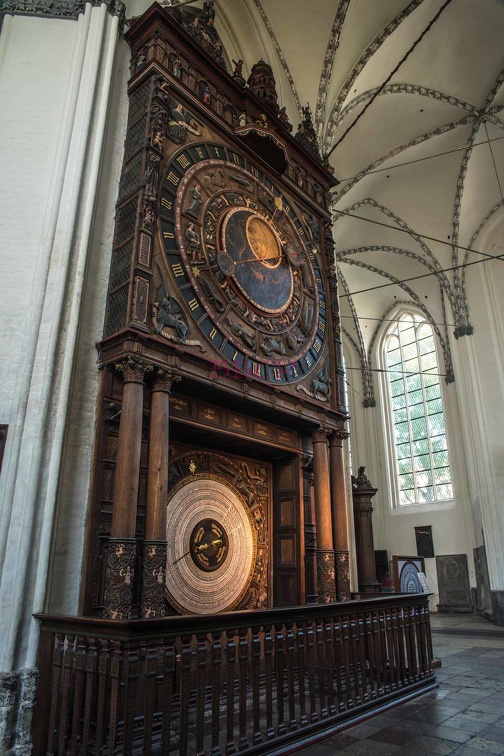0042 BBL, Rostock St. Marien, Astronomische Uhr von Hans Düringer aus Nürnberg 1472, die Urfassung stammt wohl aus den 13. Jahrhundert. --734651.jpg