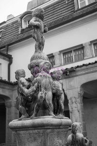 0057 BBL Bad Nauheim, Sprudelhof, Badehaus 7 mit Terrakottahof und Erotikbrunnen  310925